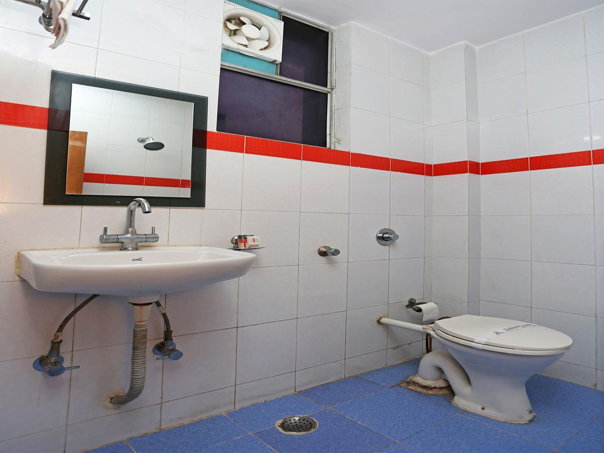 Oyo 10788 Hotel Harisons Continental باتنا المظهر الخارجي الصورة